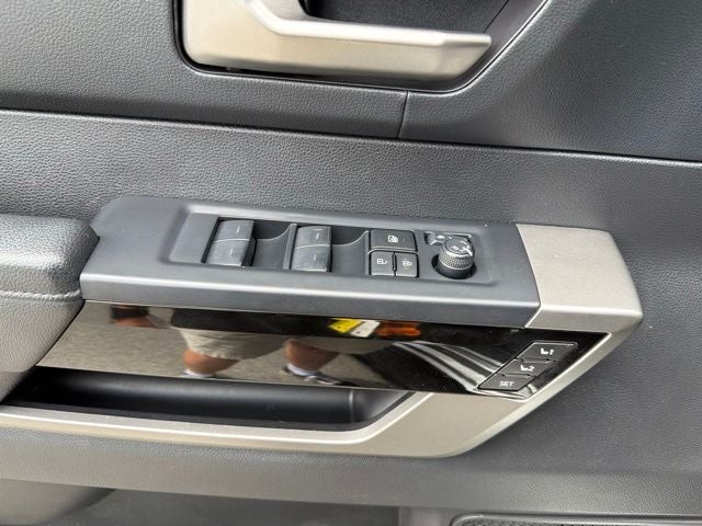 2024 Toyota Tundra Limited - Photo 11