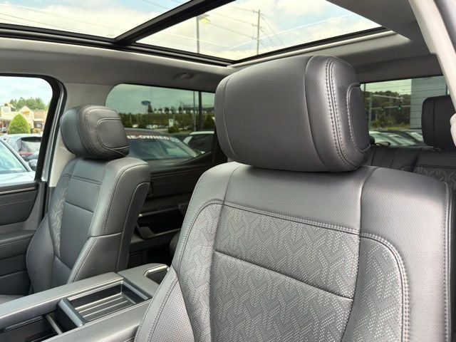 2024 Toyota Tundra Limited - Photo 22