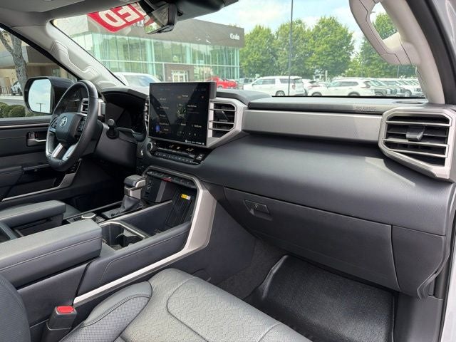 2024 Toyota Tundra Limited - Photo 31