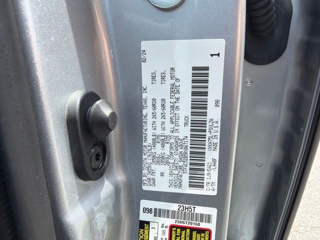 2024 Toyota Tundra Limited - Photo 33