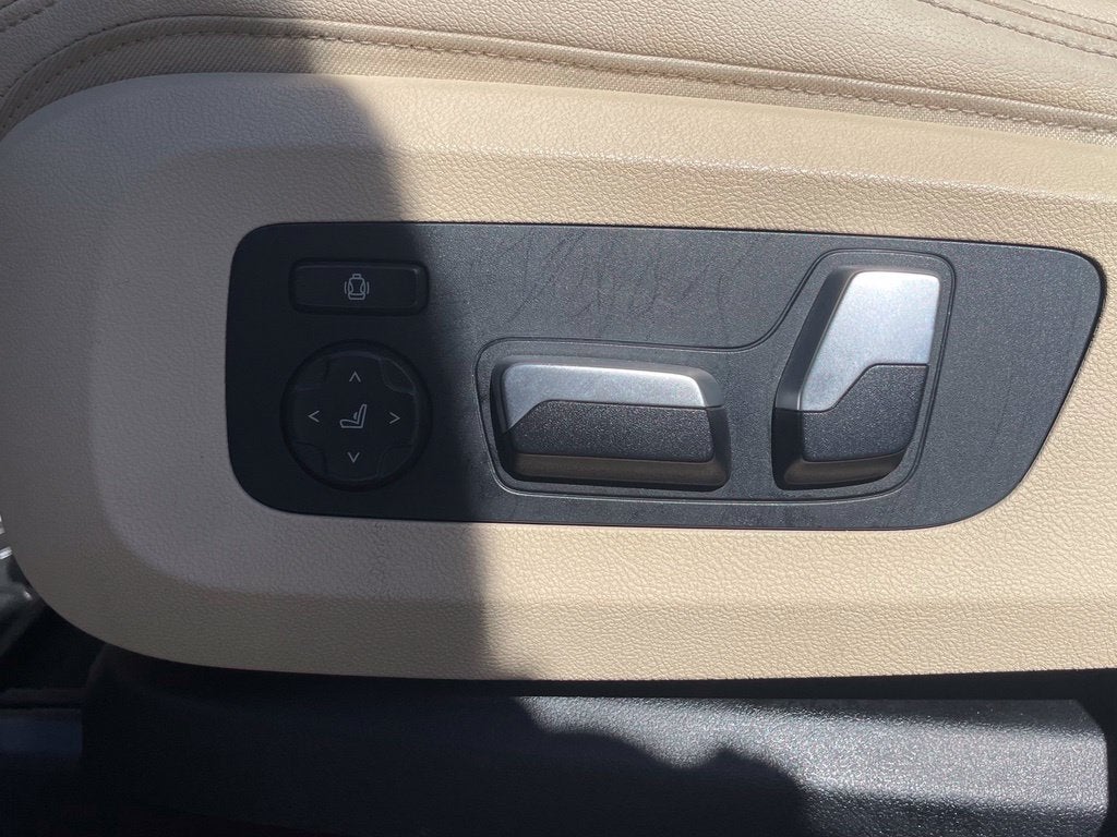 2020 BMW X5 40i - Photo 11