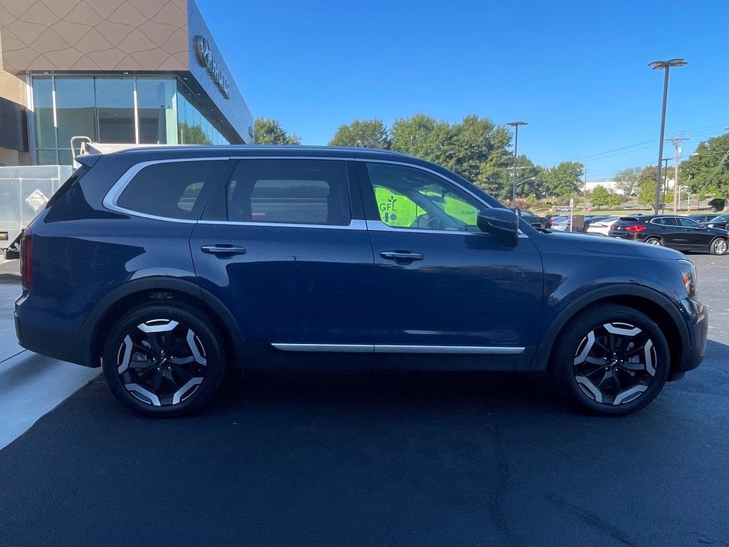 2025 Kia Telluride S Leather, Moonroof, Third Row, Clean CarFax
