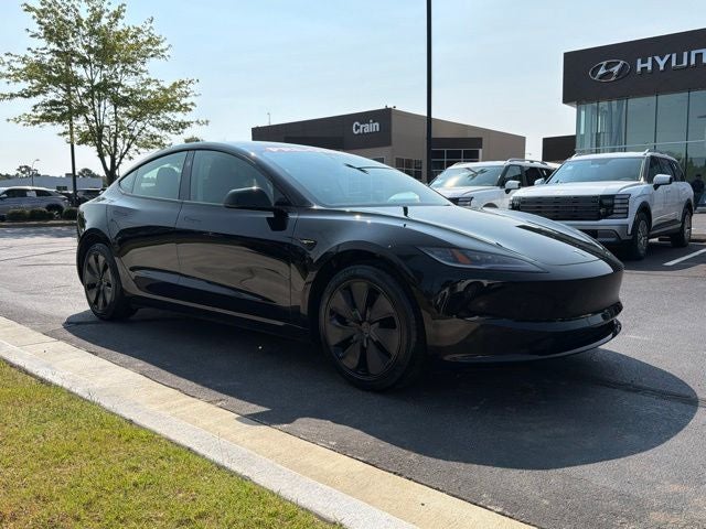 2025 Tesla Model 3 Long Range - Photo 2