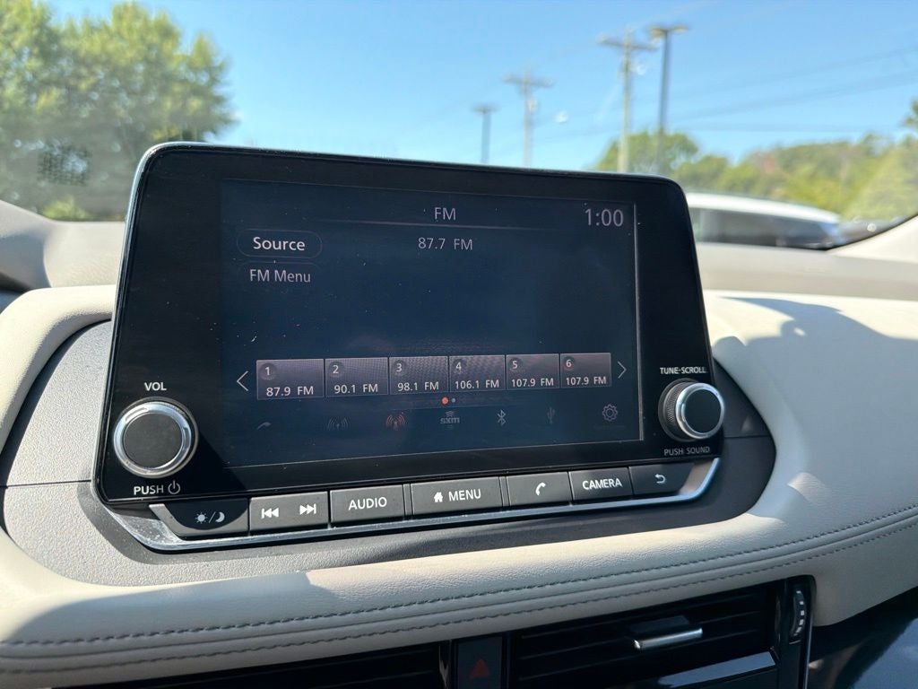 2023 Nissan Rogue SL Pano Roof, Clean CarFax, One Owner