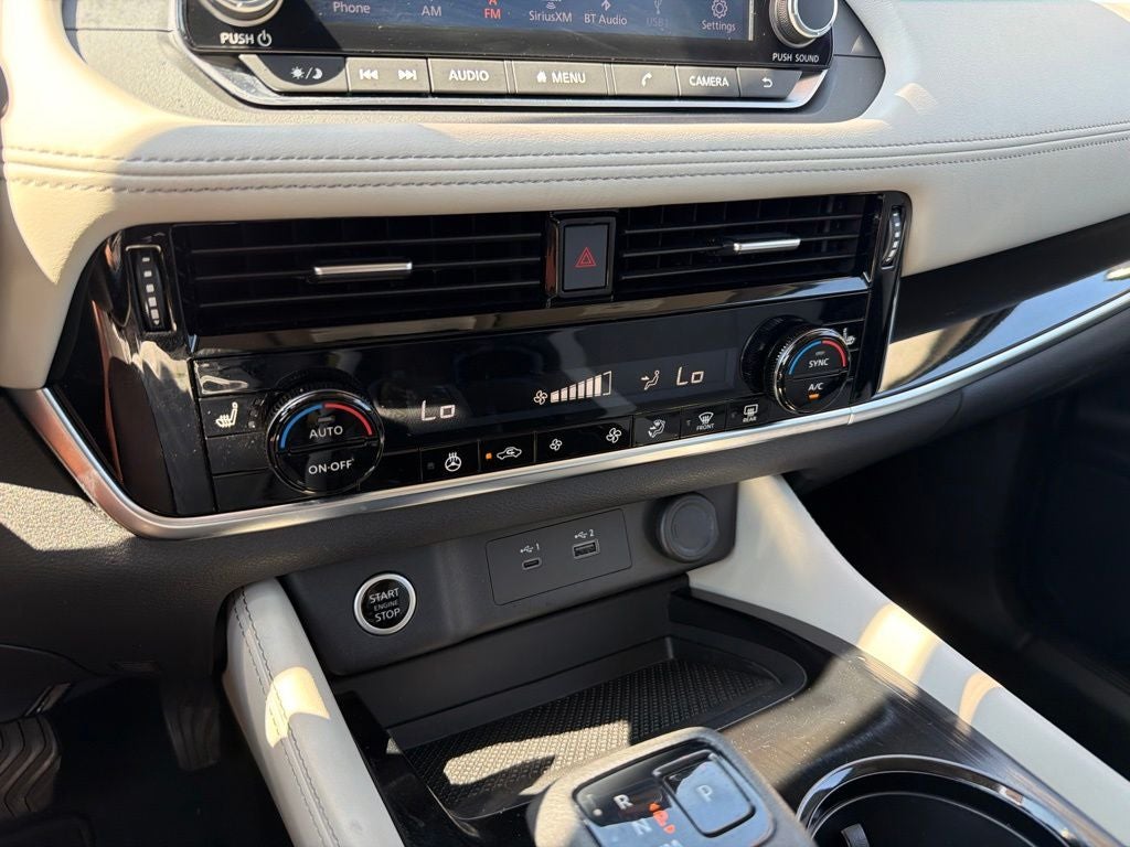 2023 Nissan Rogue SL Pano Roof, Clean CarFax, One Owner