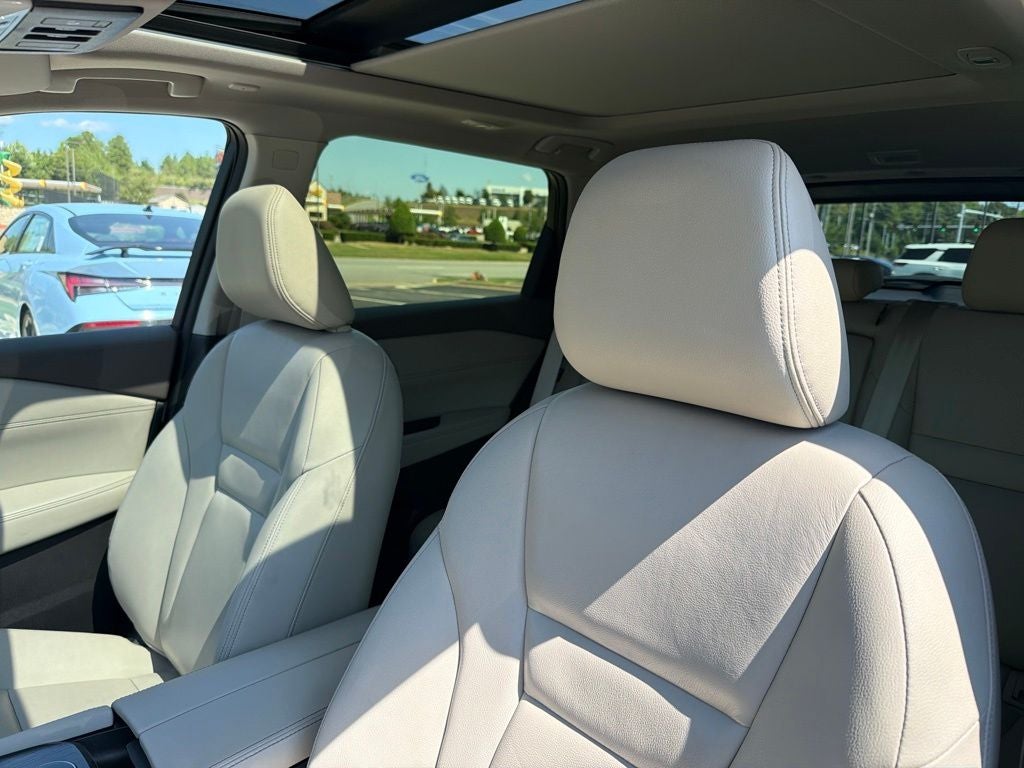 2023 Nissan Rogue SL Pano Roof, Clean CarFax, One Owner
