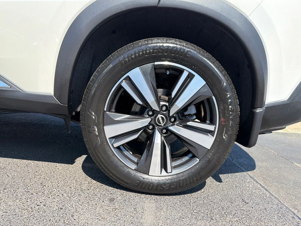 2023 Nissan Rogue SL Pano Roof, Clean CarFax, One Owner