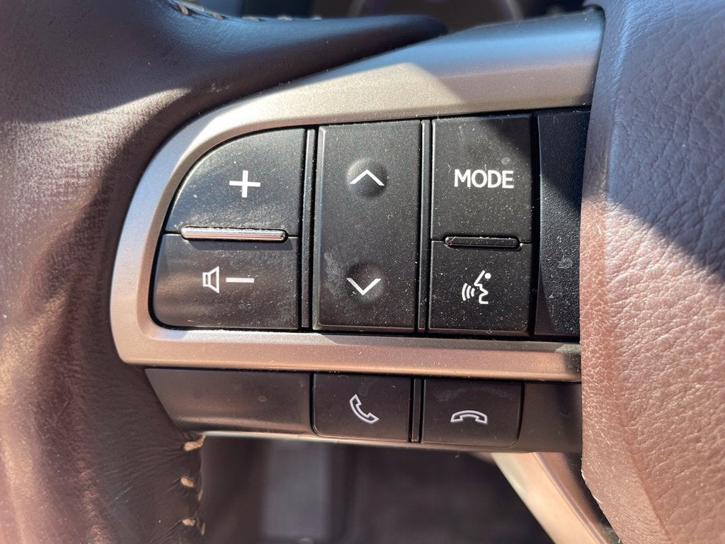 2016 Lexus ES 300h - Photo 16