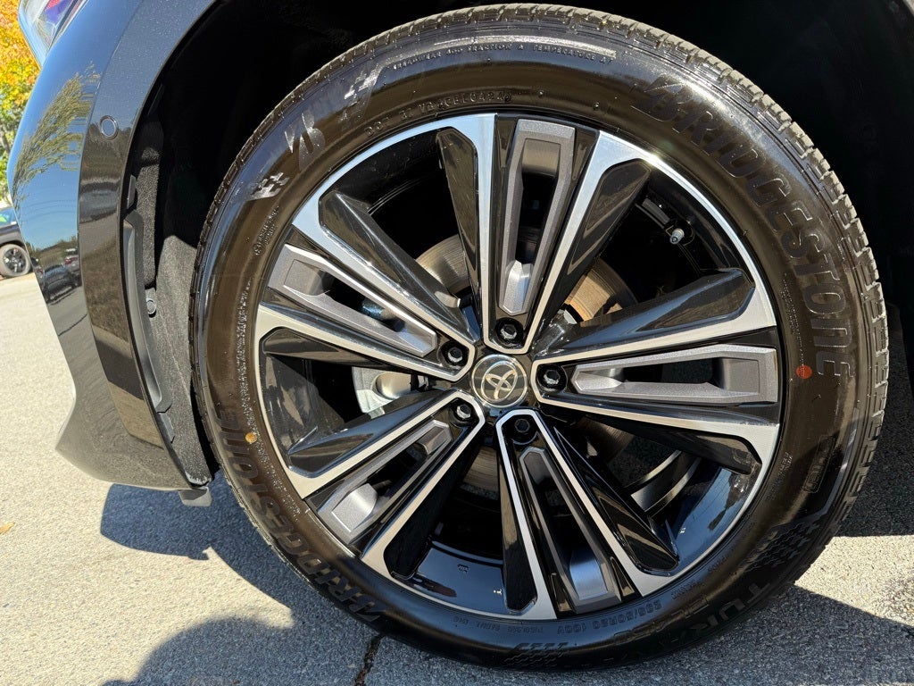 2024 Toyota bZ4X Limited