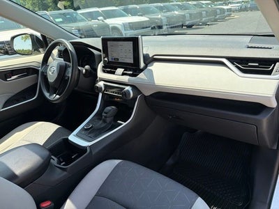 2025 Toyota RAV4 Hybrid XLE CARFAX 1-OWNER
