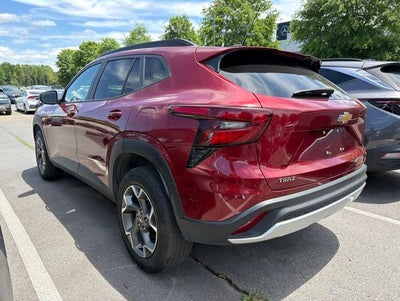 2025 Chevrolet Trax LT