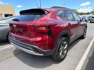 2025 Chevrolet Trax LT