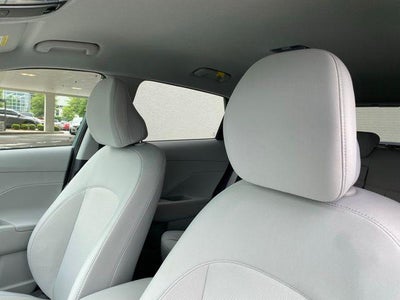 2025 Hyundai KONA ELECTRIC SEL