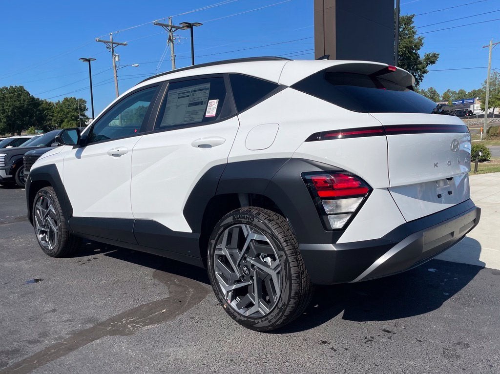 2027 Hyundai KONA SEL Premium