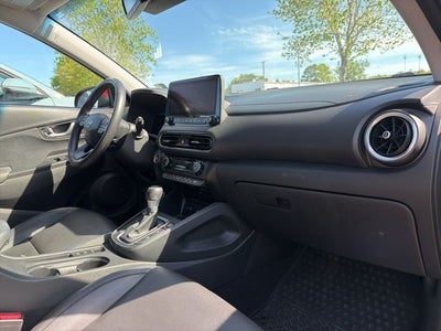 2022 Hyundai KONA Limited