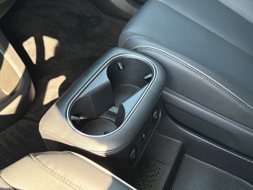 2024 Hyundai IONIQ 5 Limited Long Range, Clean Carfax, One Owner