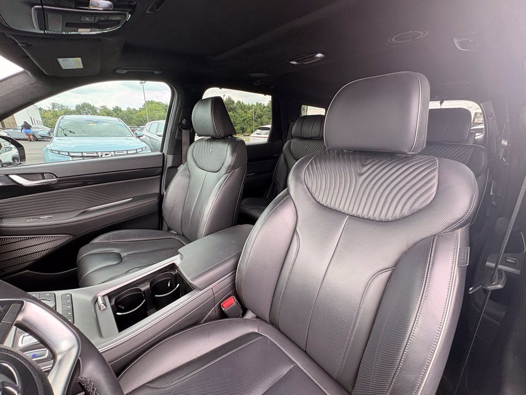 2025 Hyundai PALISADE Calligraphy Leather, Pano Roof, One Owner, Clean Carfax