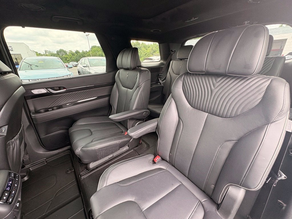 2025 Hyundai PALISADE Calligraphy Leather, Pano Roof, One Owner, Clean Carfax