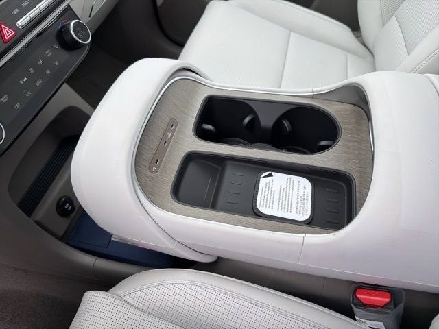 2027 Hyundai PALISADE HYBRID Blue SEL 8 Passenger