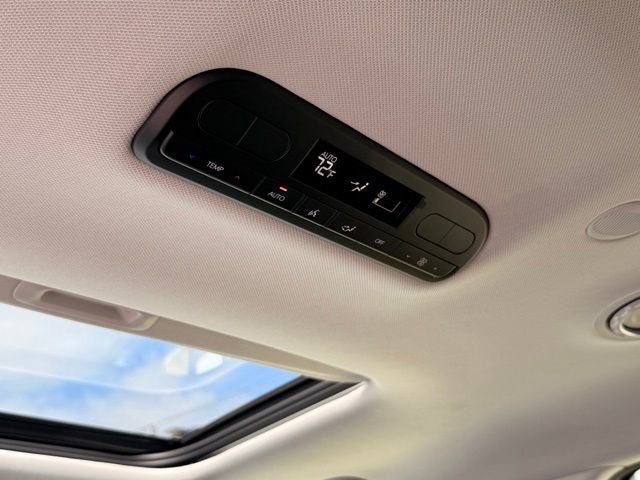 2026 Hyundai PALISADE HYBRID SEL 7 Passenger