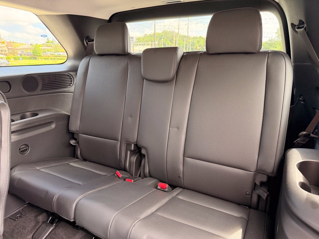 2027 Hyundai PALISADE HYBRID SEL 7 Passenger