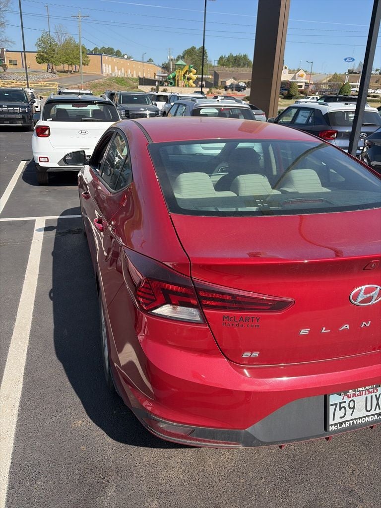 2020 Hyundai ELANTRA SE