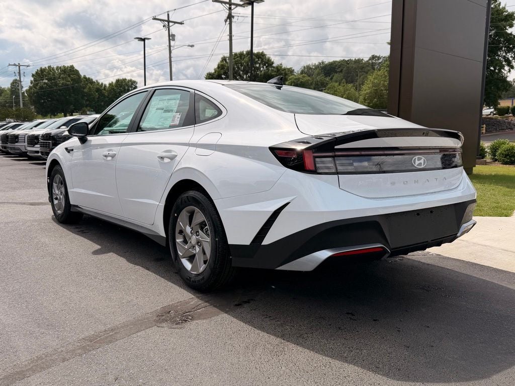 2026 Hyundai SONATA SE