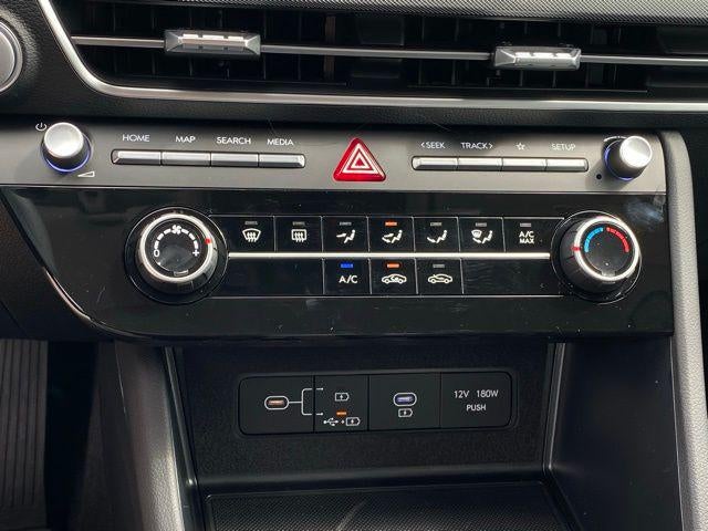 2025 Hyundai SONATA SE