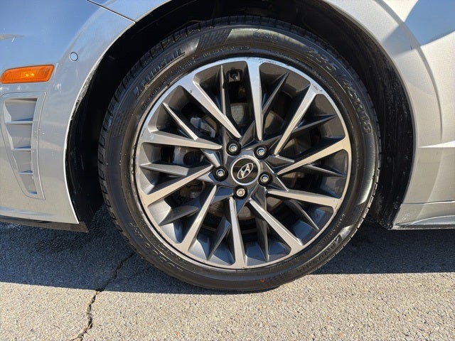 2021 Hyundai SONATA Limited