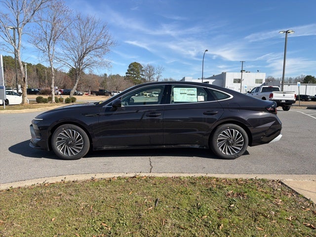 2026 Hyundai SONATA HYBRID SEL