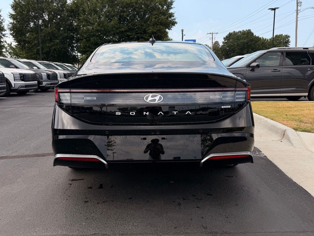 2026 Hyundai SONATA HYBRID Limited