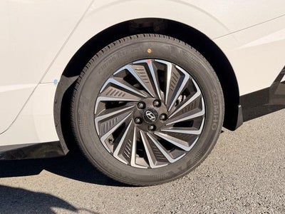 2026 Hyundai SONATA HYBRID Limited