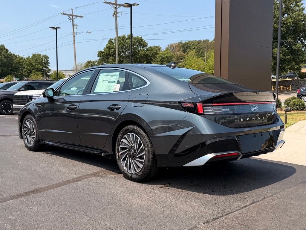 2026 Hyundai SONATA HYBRID Limited