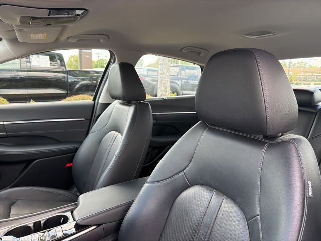 2021 Hyundai SONATA HYBRID Limited