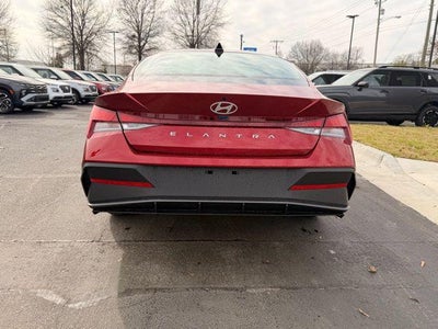 2026 Hyundai ELANTRA SE