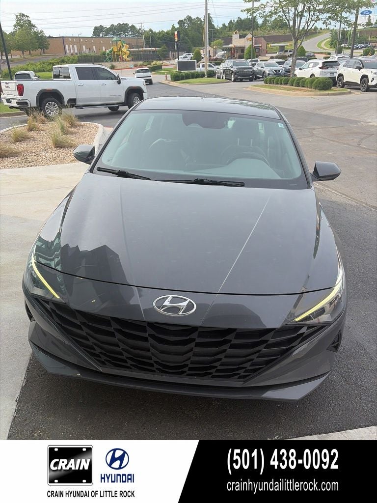 2023 Hyundai Elantra 1.6 HEV Blue's photo