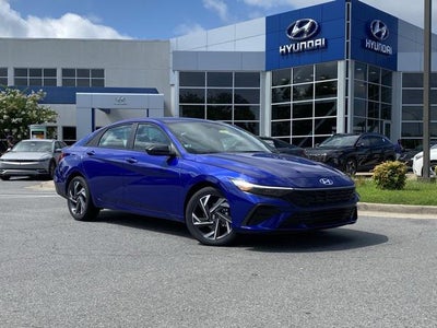 2025 Hyundai ELANTRA SEL Sport