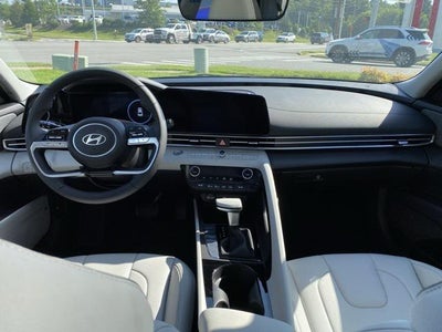 2025 Hyundai ELANTRA HYBRID Limited