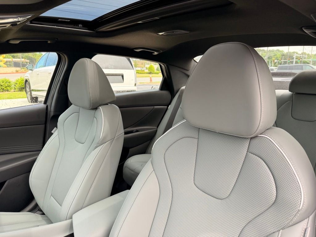 2026 Hyundai ELANTRA HYBRID Limited