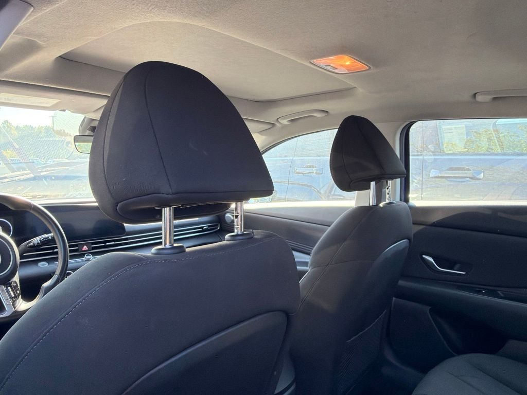 2025 Hyundai Elantra SEL - Photo 25