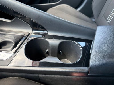 2025 Hyundai ELANTRA SEL Convenience CARFAX 1-Owner