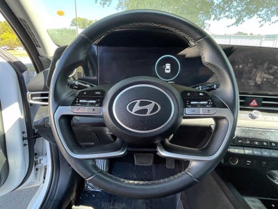 2025 Hyundai ELANTRA SEL Convenience Moonroof, Clean Carfax, One Owner