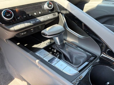 2025 Hyundai ELANTRA SEL Convenience CARFAX 1-Owner