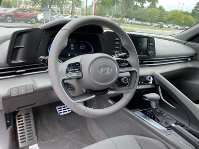 2025 Hyundai ELANTRA SEL Convenience
