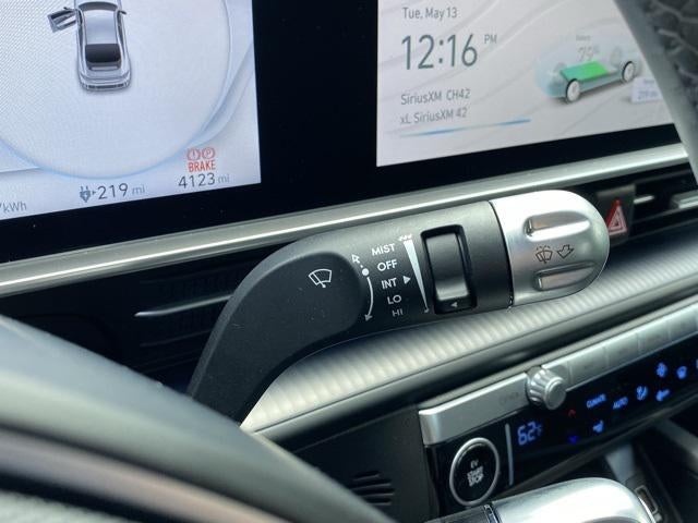 2025 Hyundai IONIQ 6 SE