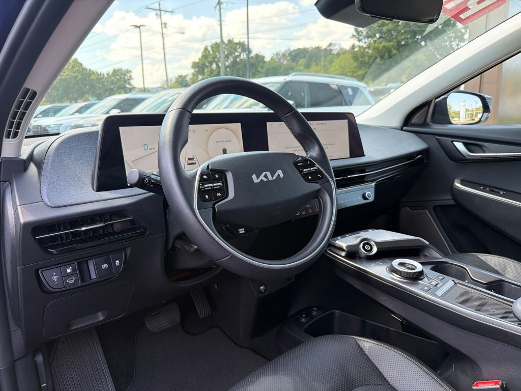 2023 Kia EV6 Wind - Photo 10