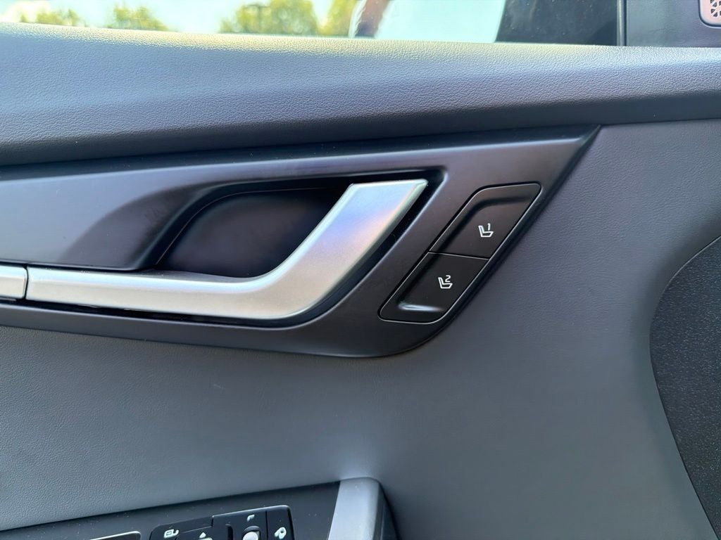 2023 Kia EV6 Wind - Photo 13