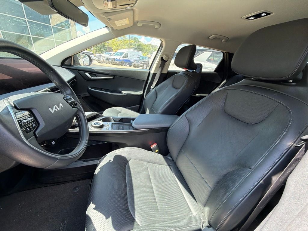 2023 Kia EV6 Wind - Photo 22