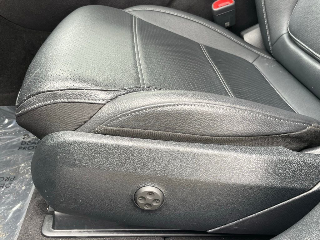 2023 Mercedes-Benz GLC GLC300 - Photo 11