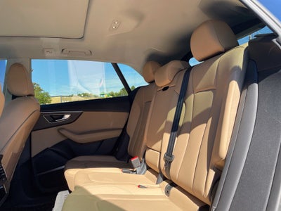 2023 Audi Q8 55 Premium Plus quattro, Pano Roof, Leather, Clean CarFax, One Own